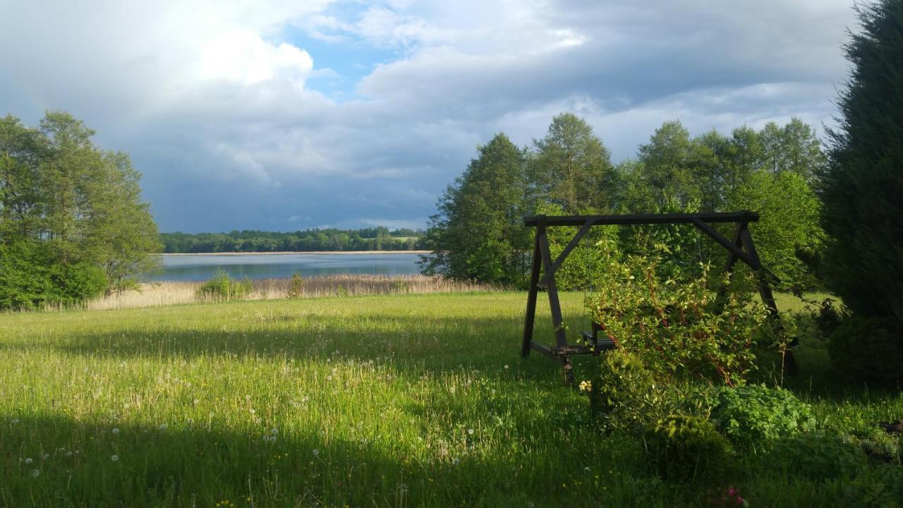 Domki Nad Jeziorem "Polwysep Suryty" Exterior foto